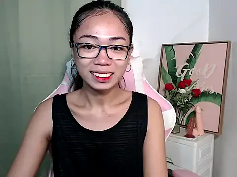 Offline ts_morena02 on StripChat