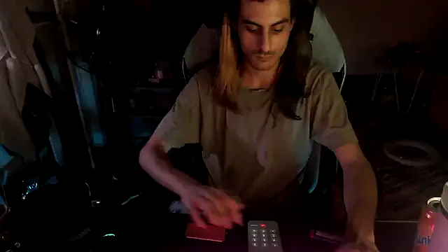 Offline twink69Finger on StripChat