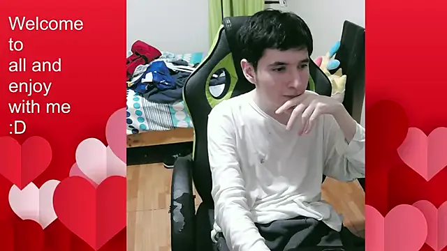 Offline Twink_martinboy on StripChat