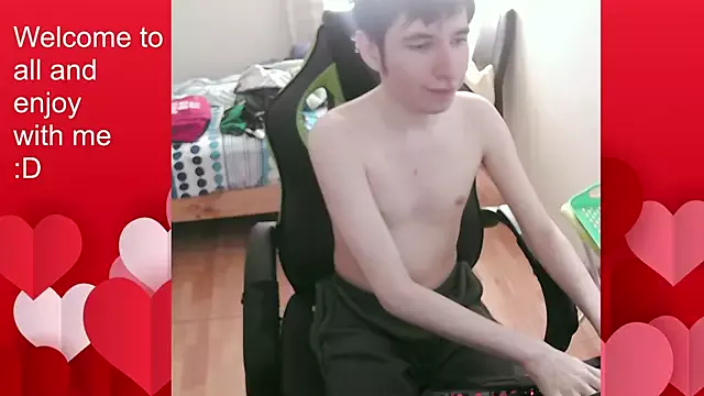 Offline Twink_martinboy on StripChat