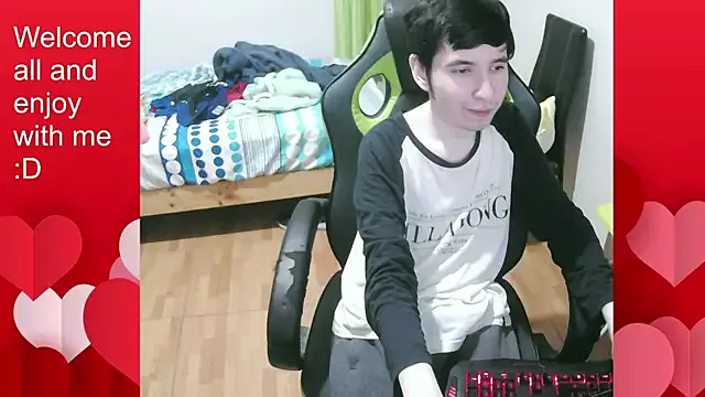 Offline Twink_martinboy on StripChat