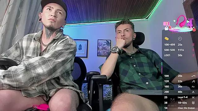 tyler_jones_ from StripChat is Freechat