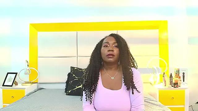 Tyra_Fox from StripChat is Freechat