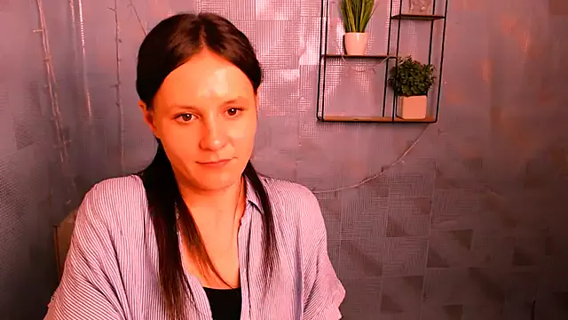 Private ValeriaHeart_ on StripChat