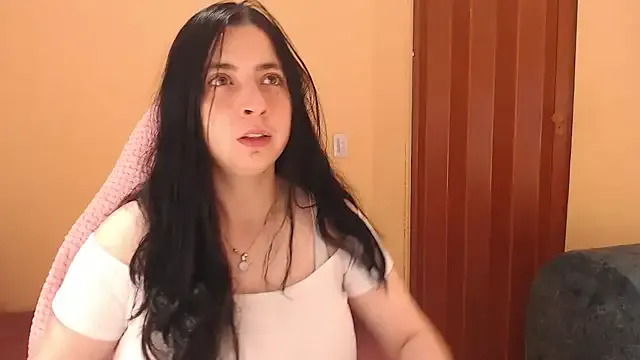 Offline valery_cute_18 on StripChat