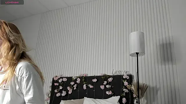 Offline Vanessa_Walters on StripChat