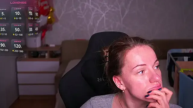 Offline Vanille_Mystery on StripChat