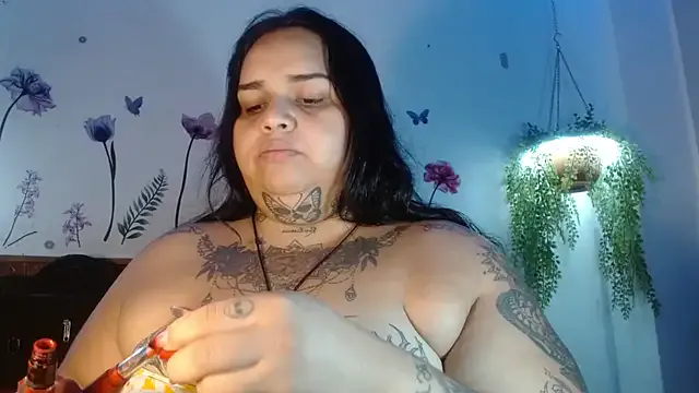 VeronikCuhubby on StripChat