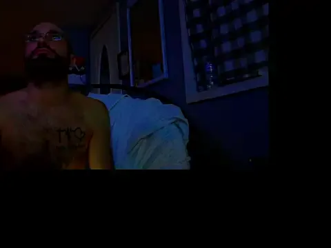 Offline versatilevortex on StripChat