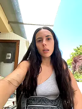 Offline very_licious on StripChat