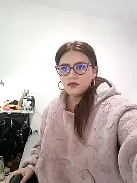 Vesper_Vixen on StripChat