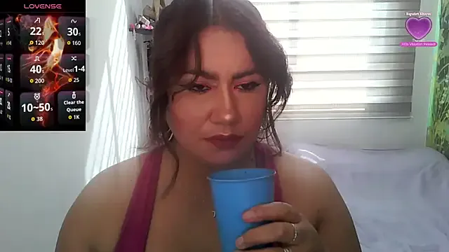 Vesper_Vixen on StripChat