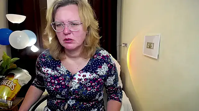 Offline VestaWoody on StripChat