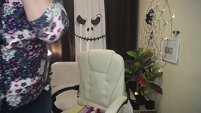 Offline VestaWoody on StripChat