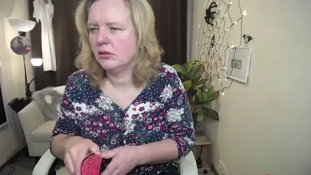 Offline VestaWoody on StripChat