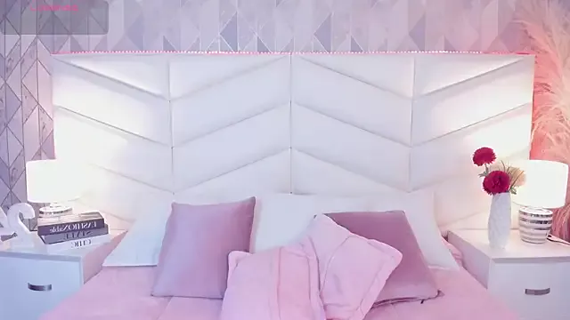 Private victoria___jonnes on StripChat