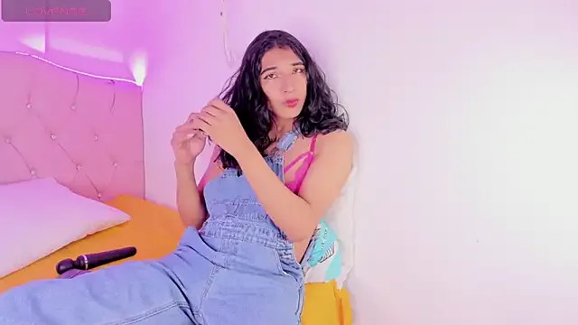 Offline VictoriaBlackfire on StripChat