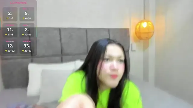 Offline violeta_walton on StripChat