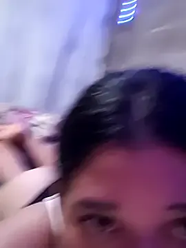 Violethroos on StripChat