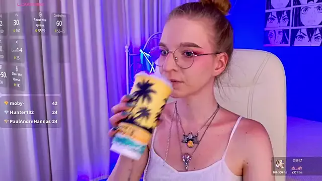 Offline VioletShine on StripChat