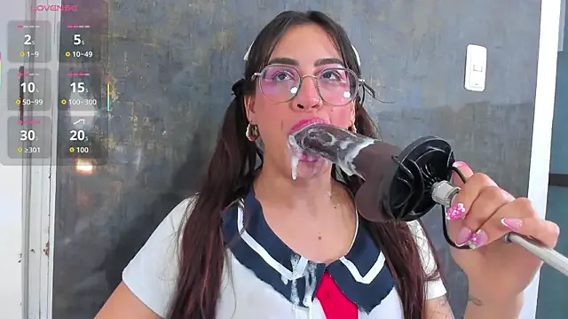 Offline violett_collins_ on StripChat