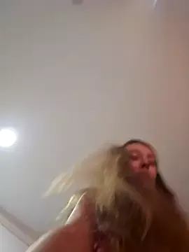 Offline Virgin_Pussy_Horny on StripChat