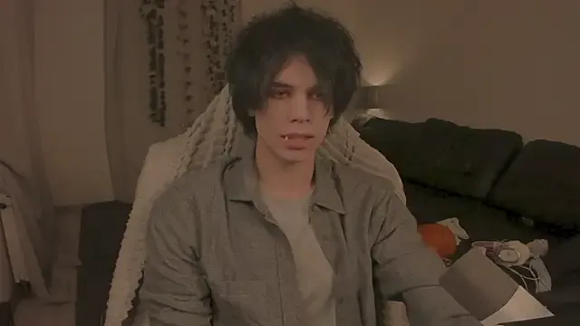 Offline Wampeyes on StripChat