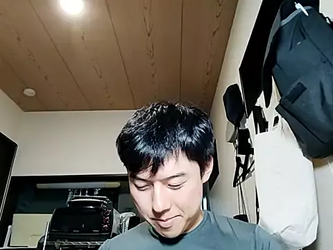 Offline whitebriefboy on StripChat