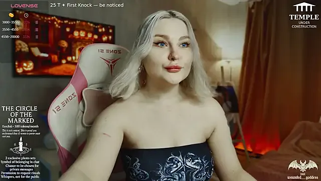 Offline Wounded_Goddess_ on StripChat