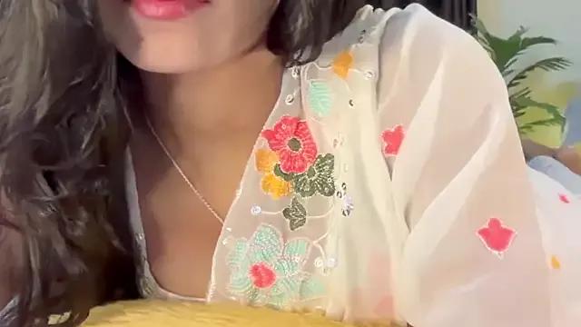 Wow-nisha from StripChat