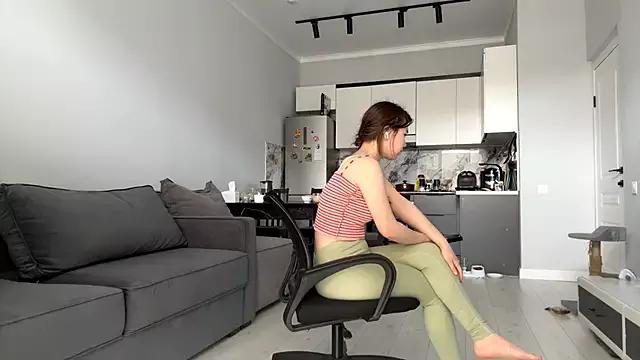 Wow_Akemi from StripChat