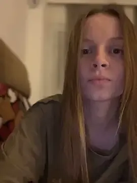 Offline wrenlie on StripChat