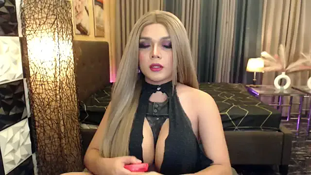 Offline XJuicyCockTransX on StripChat