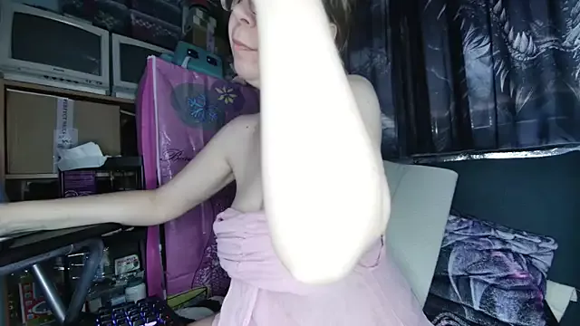 Freechat xNiceTitsx on StripChat