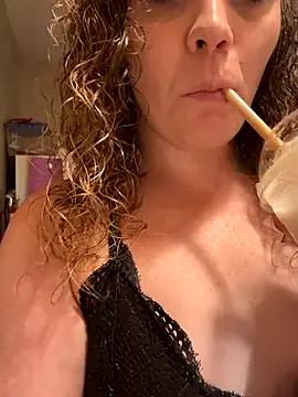 XoMisty from StripChat is Freechat