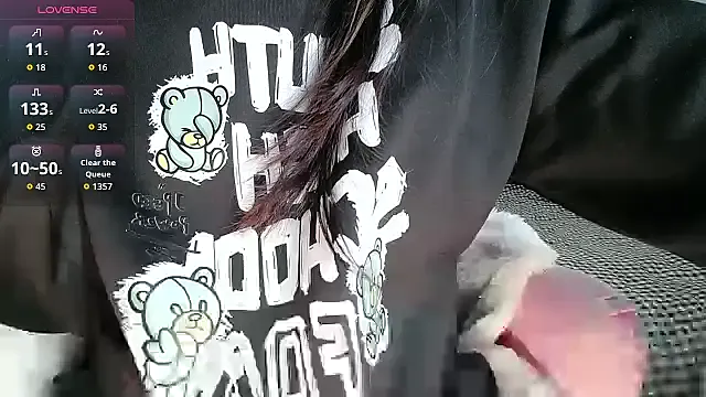 Offline xxx719042 on StripChat