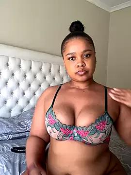 XXXquisiteVixen from StripChat is Freechat