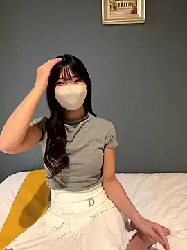 Offline y_yunchan on StripChat