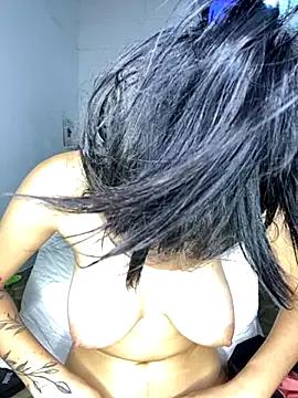 Yara__Zafira from StripChat