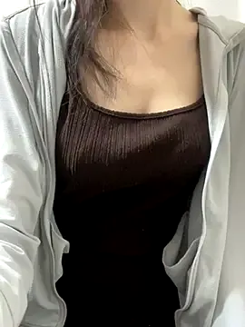 Offline yayoi_jp on StripChat