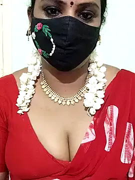 Offline yoga-mithraa on StripChat