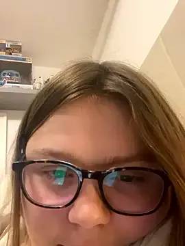 YoungHornyBritishGirl on StripChat