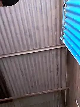 Offline YOUR-LOVER-2 on StripChat