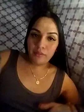 Offline Yourbabyshane on StripChat