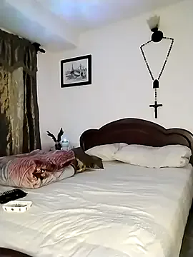 Offline YourCoupleHot on StripChat