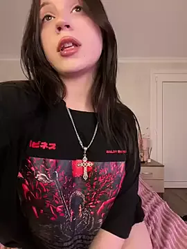 Offline YourLittleDevil on StripChat