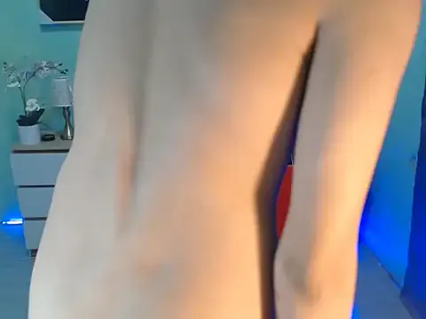 Freechat Yourplay1ngdoll on StripChat