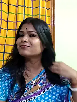 Offline yoursweety09 on StripChat