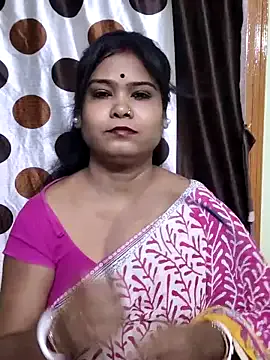 Offline yoursweety09 on StripChat