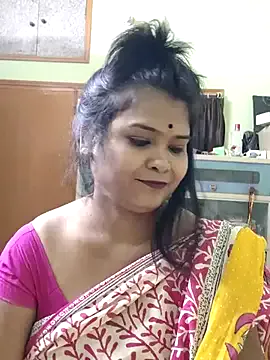 Offline yoursweety09 on StripChat